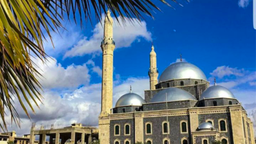 جامع خالد بن الوليد في حمص تحفة معمارية تحتضن ضريح سيف الله المسلول